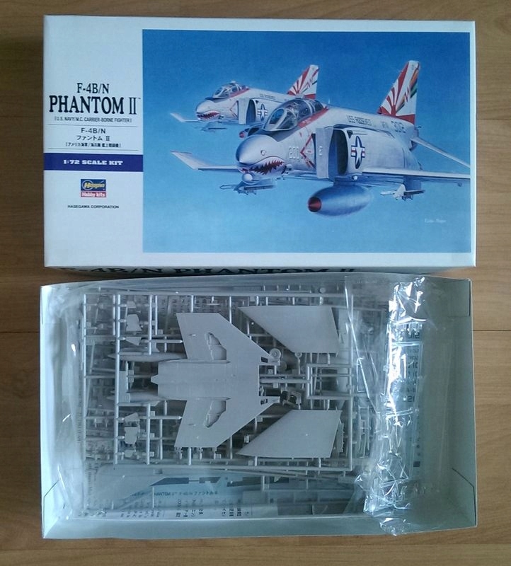 F-4 B/N Phantom, Hasegawa