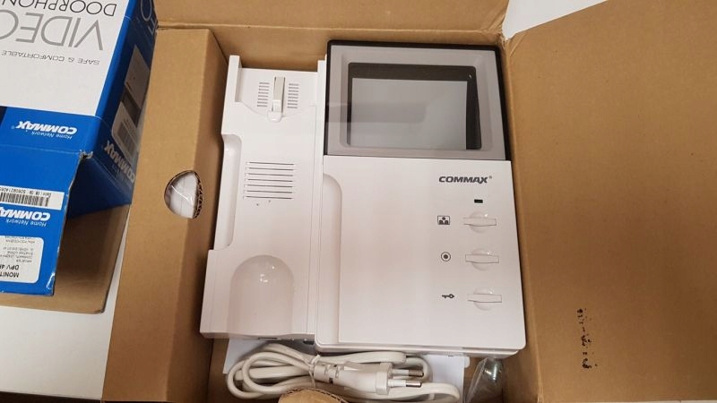 DOMOFON Z KAMERĄ COMMAX DPV 4HP