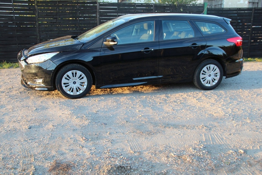 FORD FOCUS MK3 1.5TDCI 120KM ST-LINE 2018 LUTY