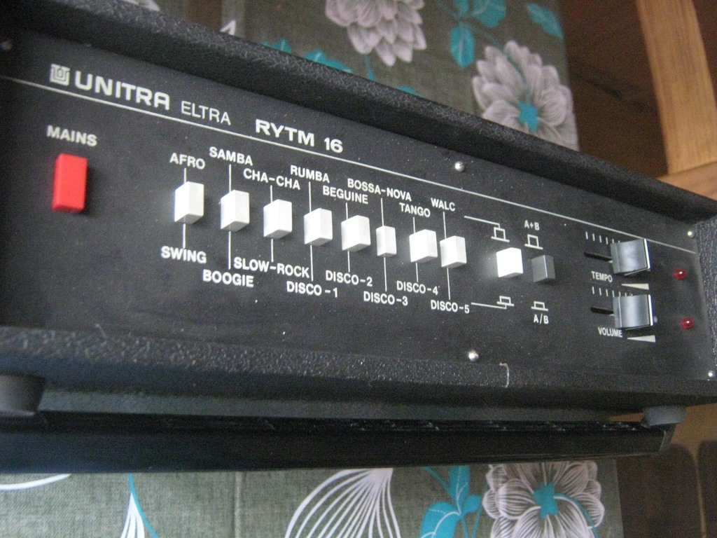 Unitra Eltra RYTM 16 automat perkusyjny LICYTACJA