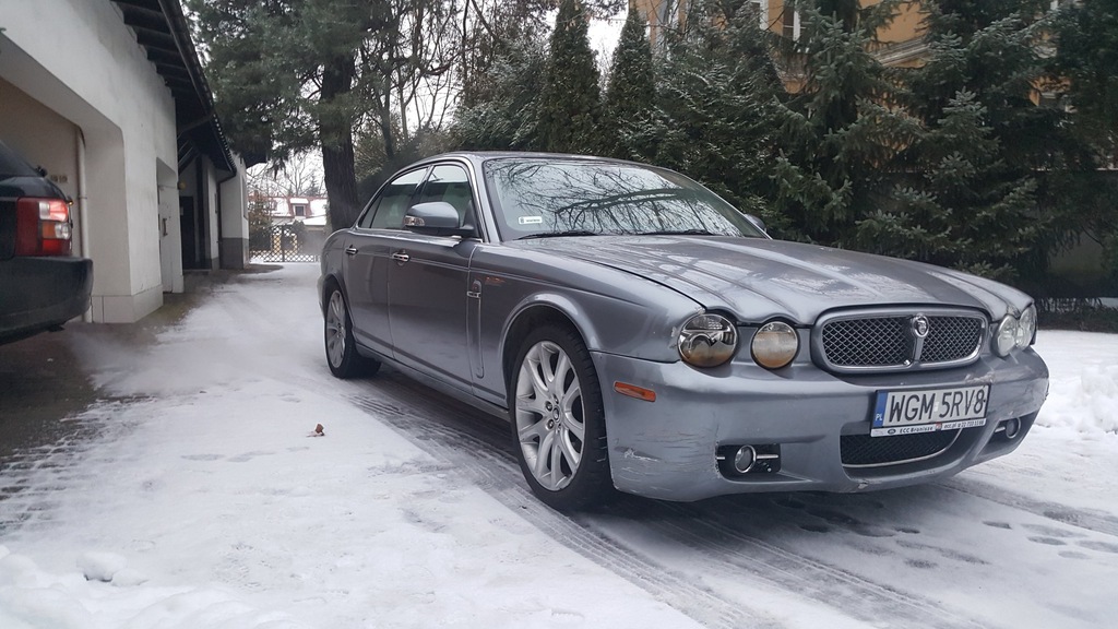 JAGUAR XJ8 PO LIFTINGU 2008 uszkodzony okazja!!!