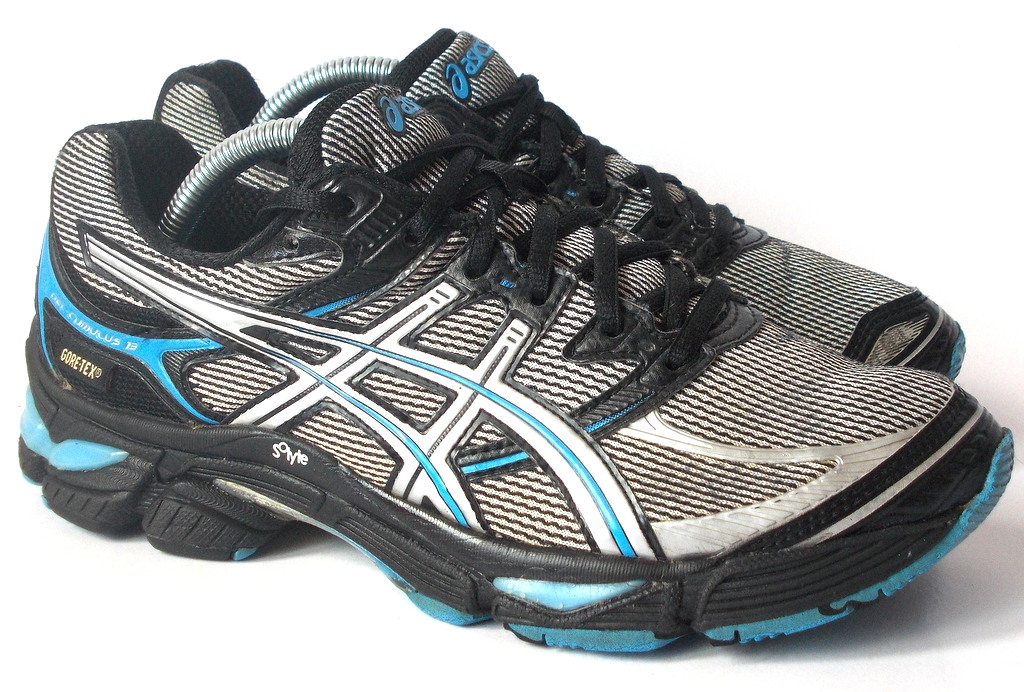 asics cumulus gore tex