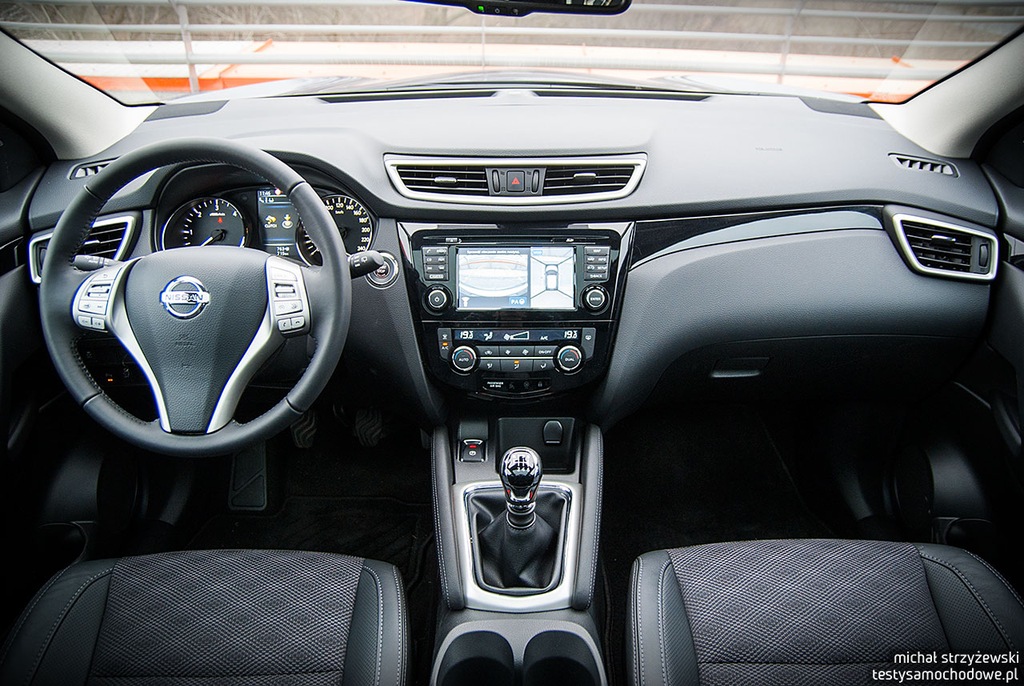 DESKA KONSOLA KOKPIT AIRBAG NISSAN QASHQAI II