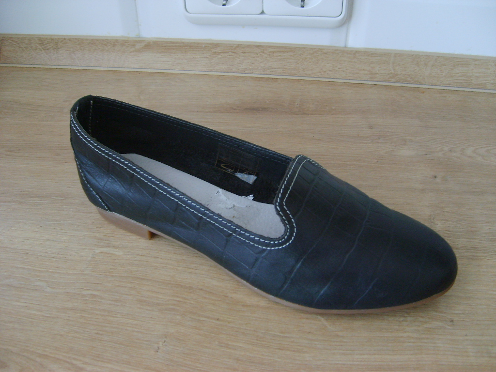 RAVALLE SKORA BUTY POLBUTY NOWE 3/36 MOKASYNY