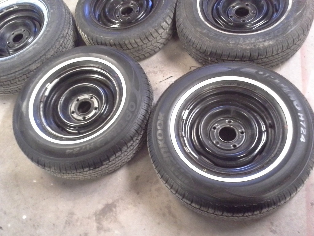 opony z białym paskiem 235 75 15 7,5mm