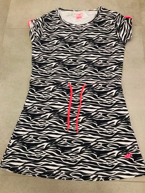 Sukienka sportowa 4F Zebra r. 146 9-10 lat