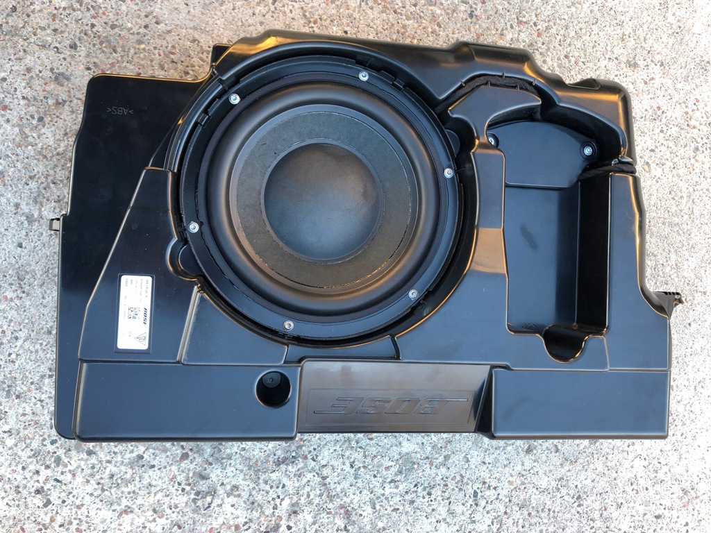 Porsche Macan głośnik basowy subwoofer tuba Bose 7582883079