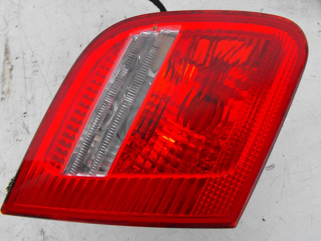 BMW E46 COUPE LAMPY TYŁ LED WTYCZKI MODUŁ ŚWIATEŁ