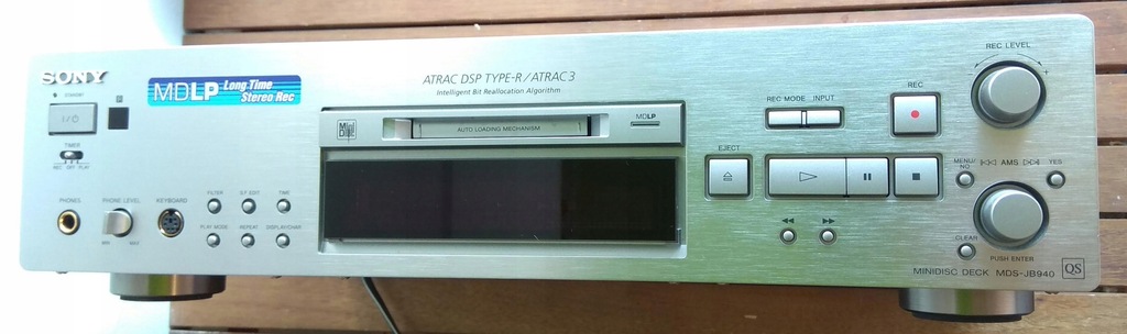 ラジオ・コンポ SONY MDS-JB940 ラジオ・コンポ SONY MXD-D2 CD