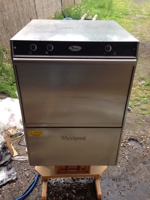 Zmywarka gastronomiczna WHIRLPOOL ADN 408/2