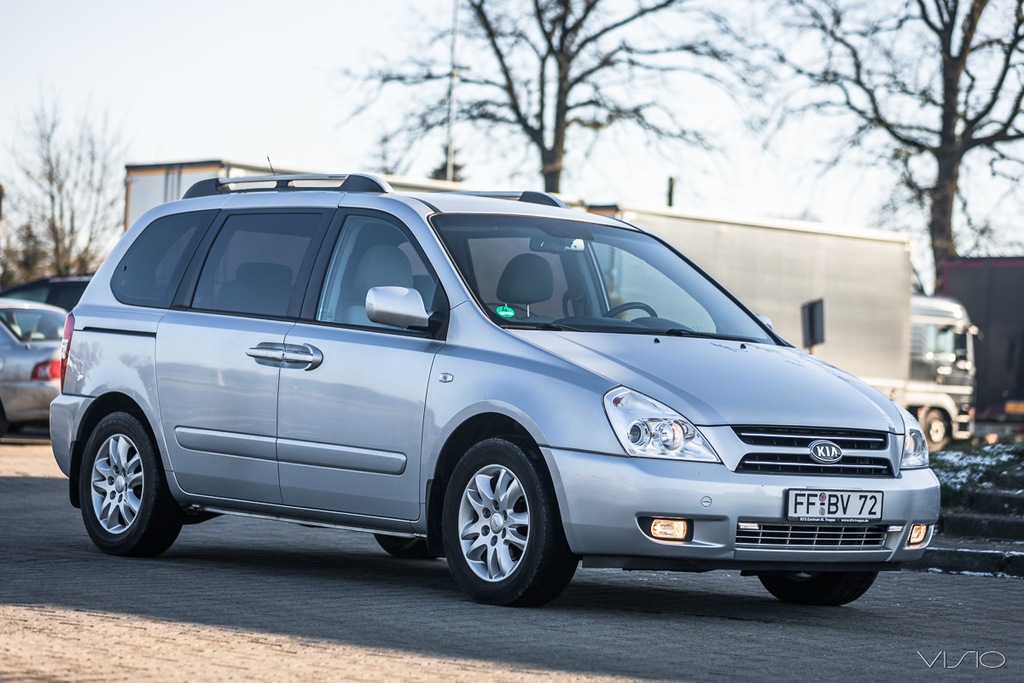 Kia carnival 2 поколения