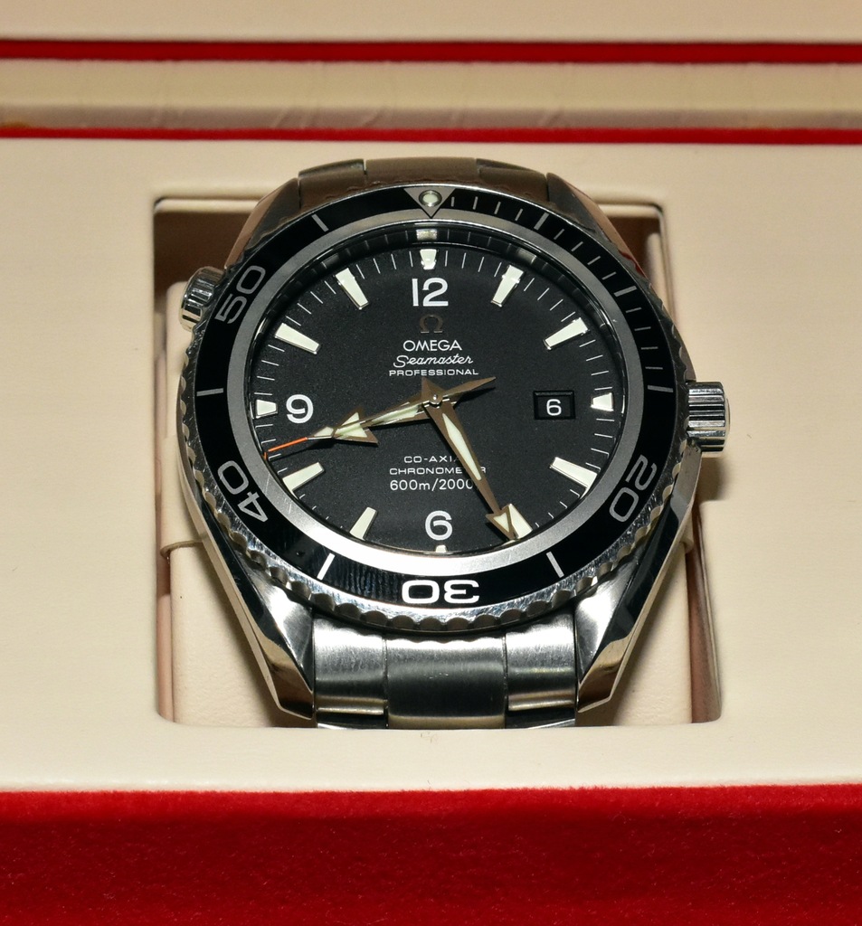 Omega Seamaster Professional Planet Ocean 600m