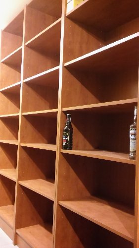 meble sklepowe regały sklepowe na alkohol półki