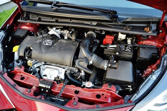 toyota yaris silnik 1.5 ben 2017 2018 kompletny