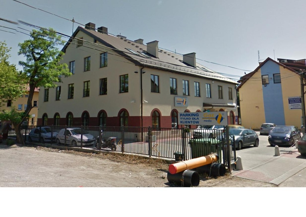 Wynajmę budynek biurowy w Wołominie (800 m2)