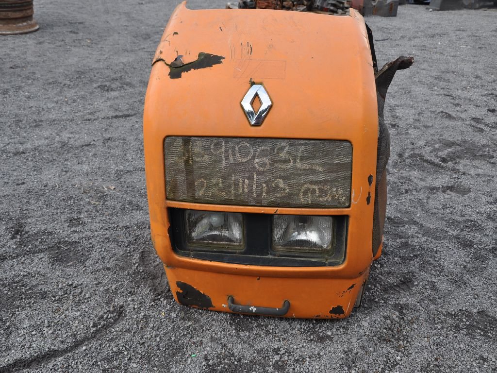 MASKA ATRAPA GRILL RENAULT ARES 550