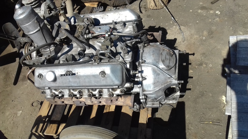 Silnik GAZ 66 4.3 V8 w całośći na części