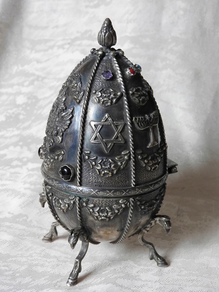 Srebrne duże jajo żydowskie srebro 84 360g łabędź