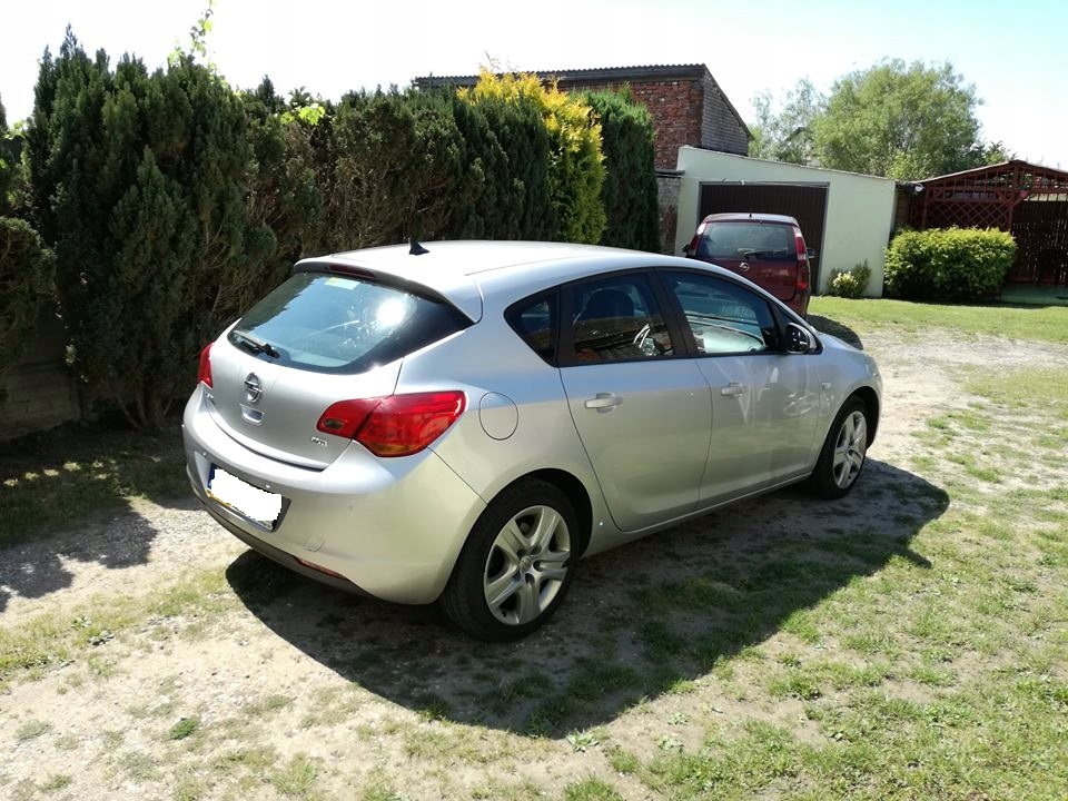 OPEL ASTRA J diesel z 1.7 cdti 7623007499 oficjalne archiwum Allegro