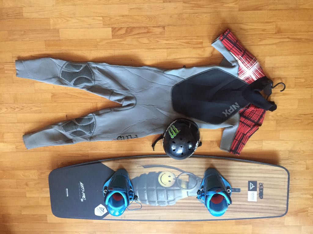 Deska dup anti-pro wiązania ronix frank 143 kask