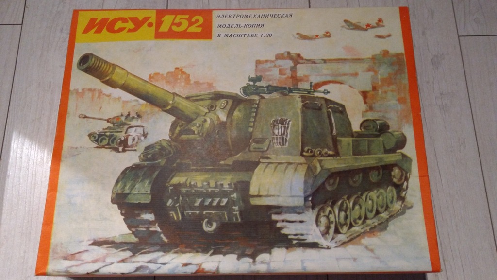 CZOŁG ISU-152 DZIAŁO Z NAPĘDEM OGONIOK 1:30 ZSRR