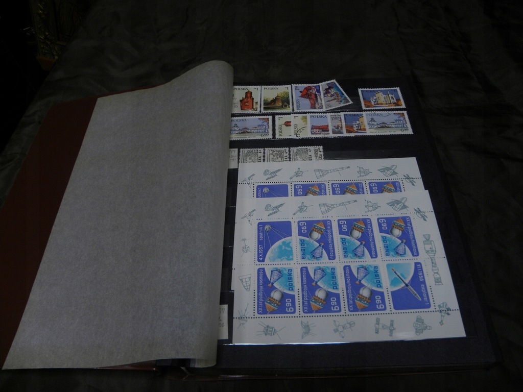 Klaser , znaczki, bloczki, 1977- 1982