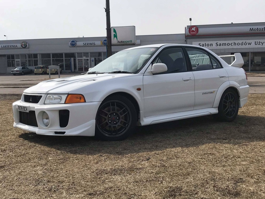 Mitsubishi Lancer Evo Evolution V Import z Japon