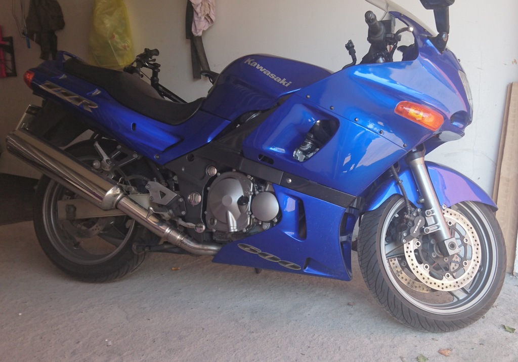Kawasaki zzr 600
