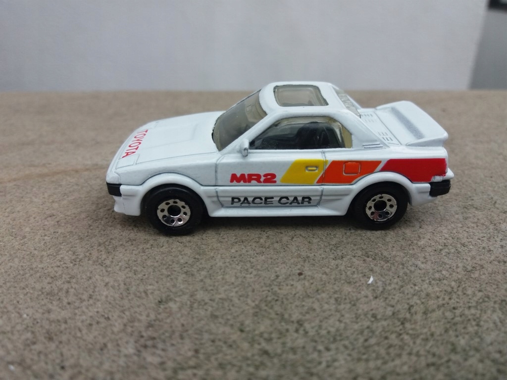 matchbox toyota mr2