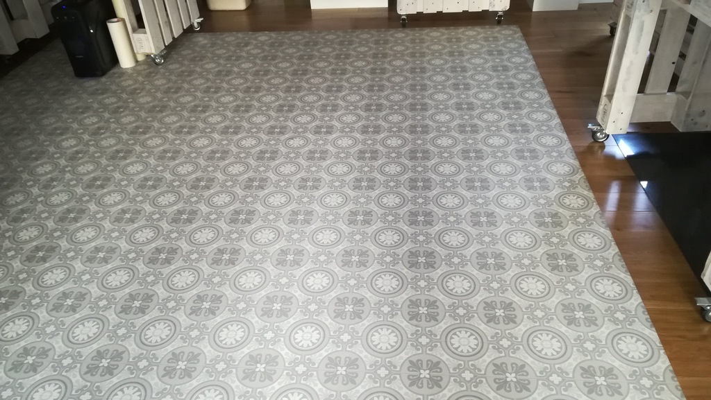 wykładzina PCV 400 x 230 cm jak NOWA