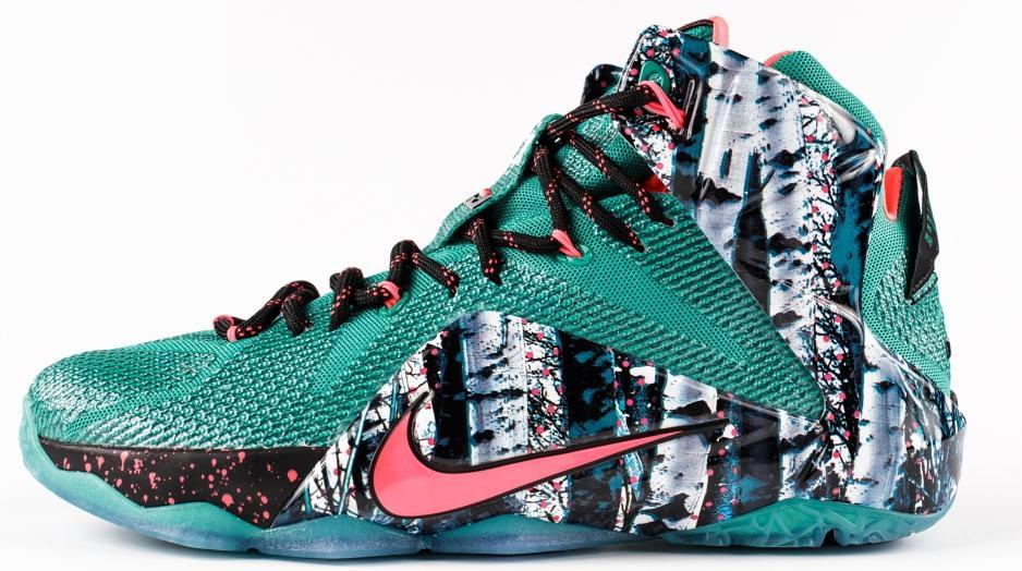lebron xviii xmas in la stockx