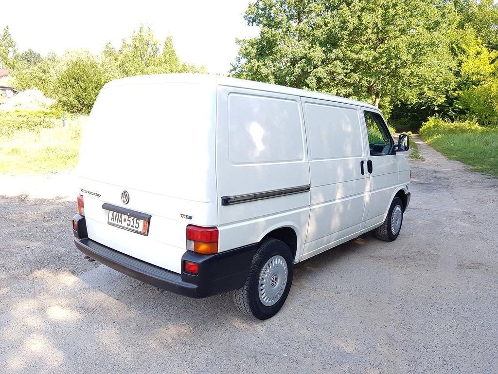 VW TRANSPORTER T4 2.5 TDI 2003 rok z NIEMIEC 7469010793