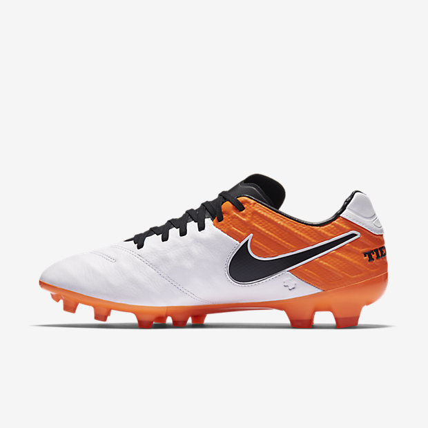 nike tiempo legacy 2