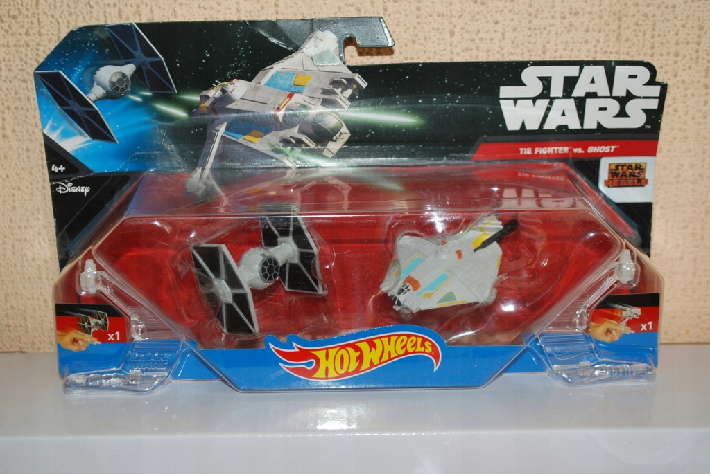 Star Wars HOT WHEEL - The FIGHTER vs. GHOST