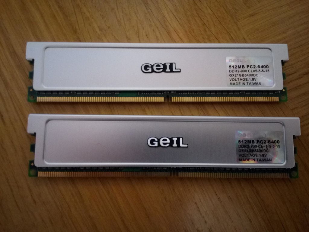 PAMIĘĆ RAM GEIL DDR2 800 MHz 2 x 512MB