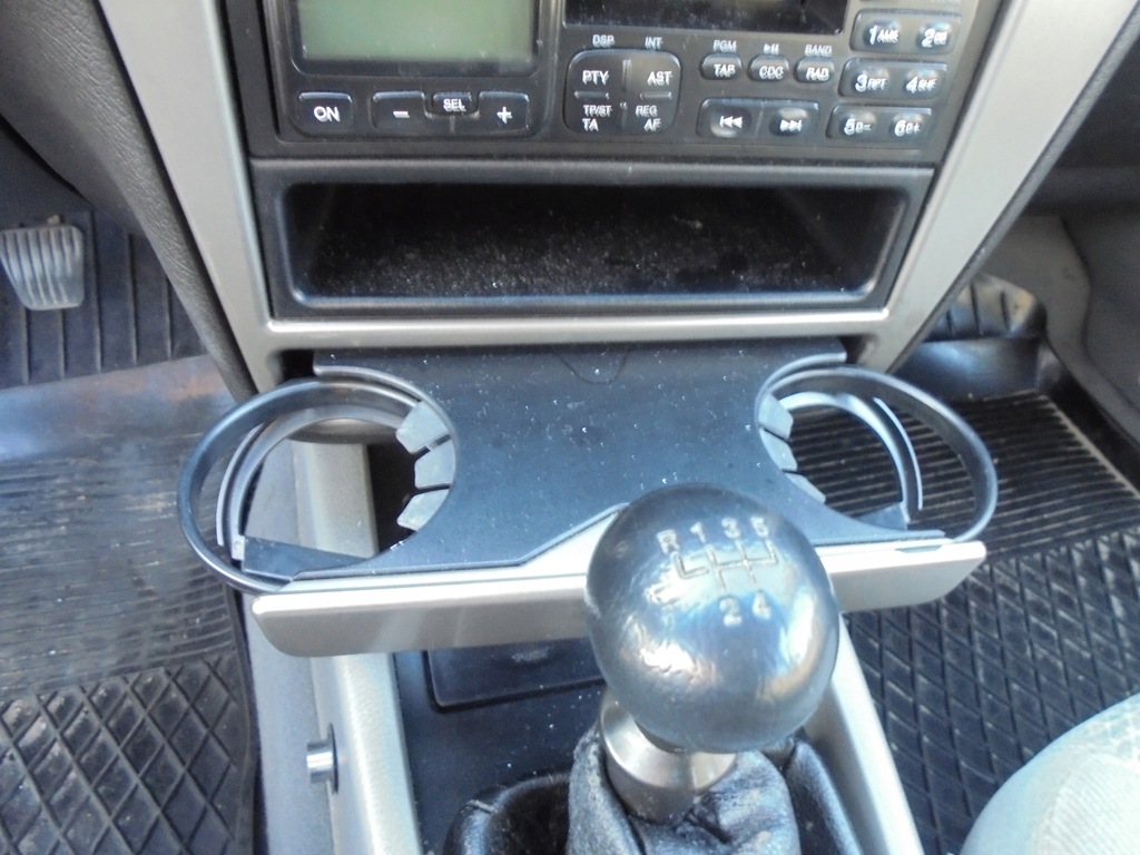 UCHWYT NA NAPOJE KUBKI DAEWOO NUBIRA 2 II