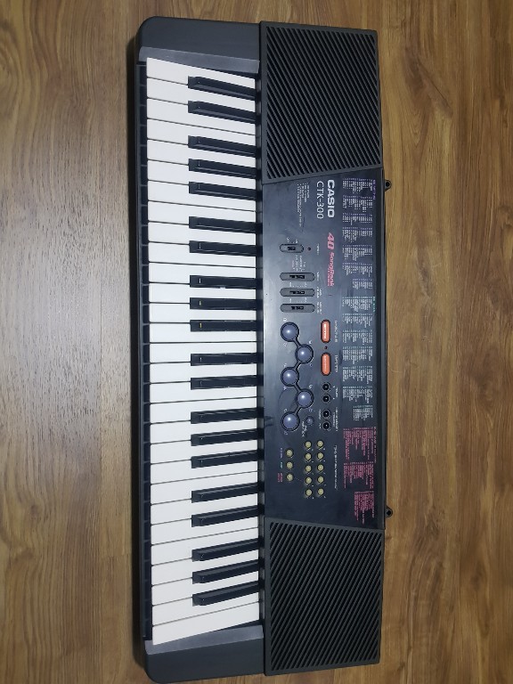 organy keyboard CASIO CTK-300