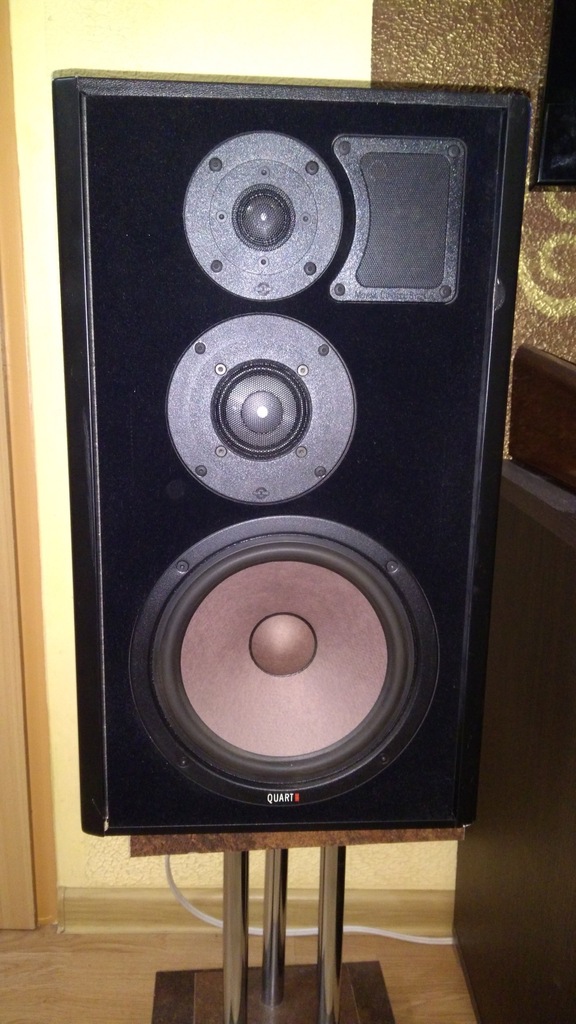 Kolumny MB Quart 590 MCS