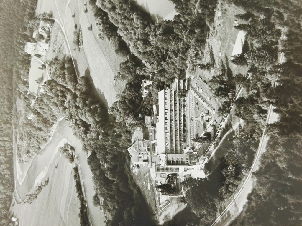 ŻEGIESTÓW ZDRÓJ. SANATORIUM WIKTOR FOT. KRASSOWSKI