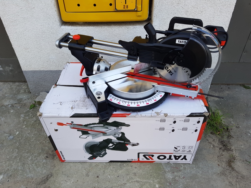 NOWA PIŁA UKOŚNICA YATO YT-82171 1800W GWARANCJA !