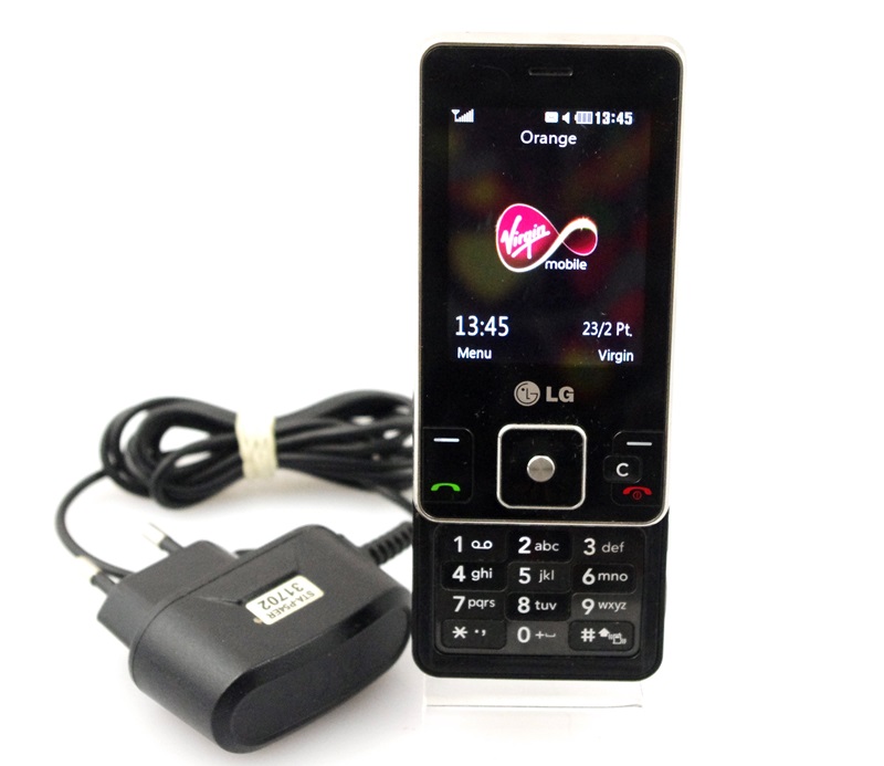 TELEFON LG KC 550 | 5 MPX | 2,4" | AMD