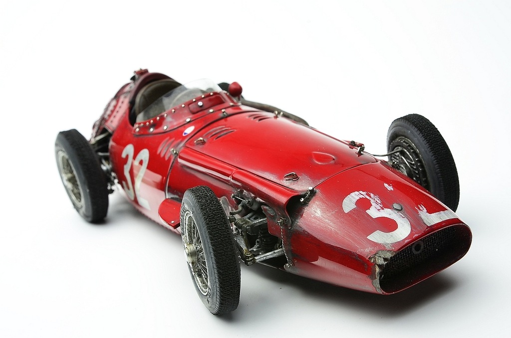 CMC Maserati 250F # 32