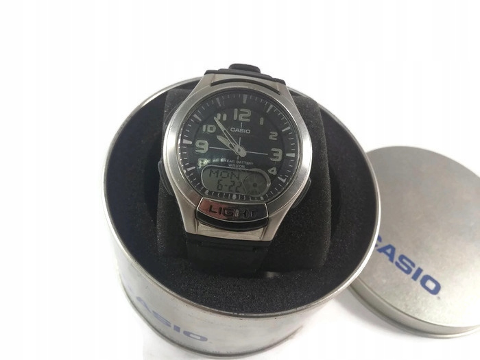ZEGAREK ELEKTRONICZNY CASIO