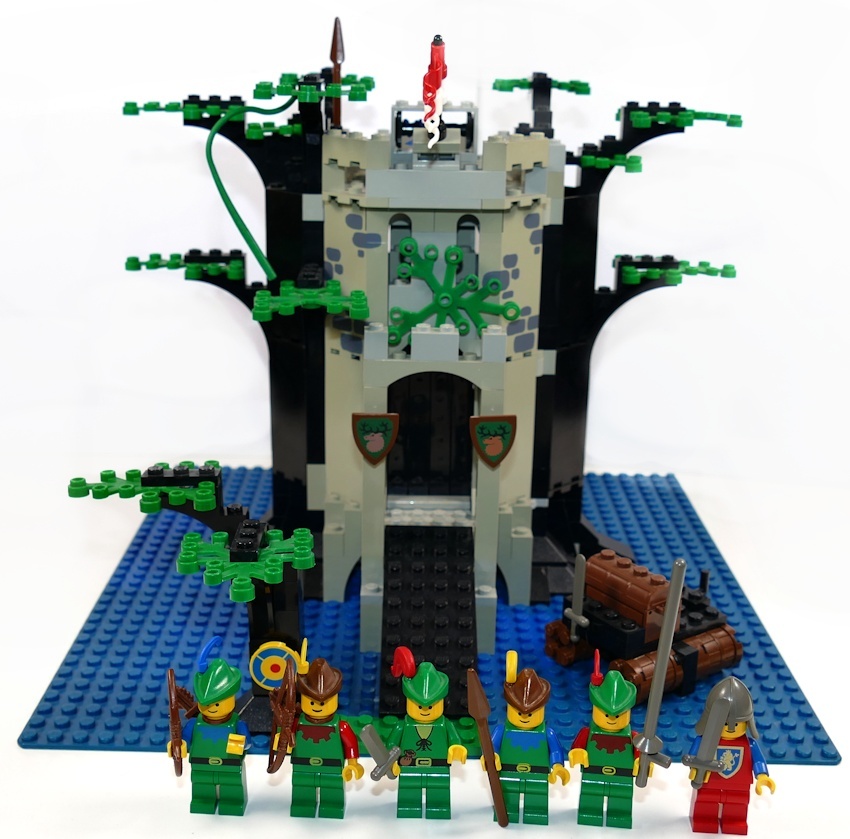 Lego forestmen's river discount fortress