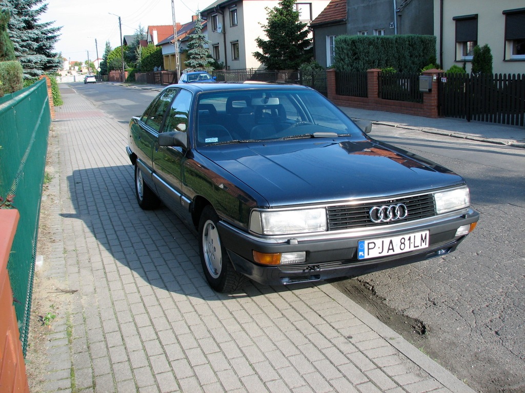 Audi 200 универсал