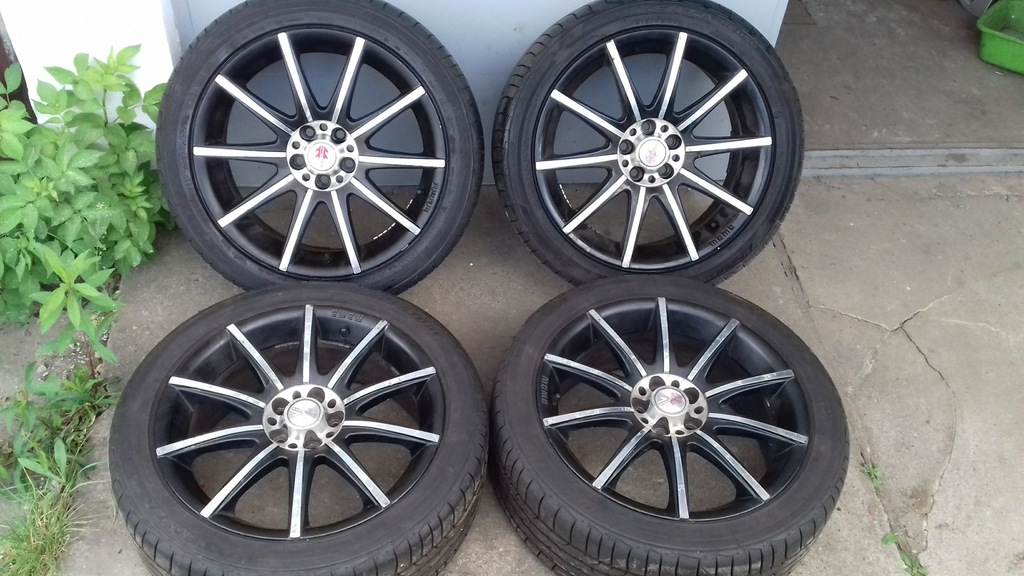 Koła 17 MOMO TENS + Bridgestone Potenza 215/45/R17