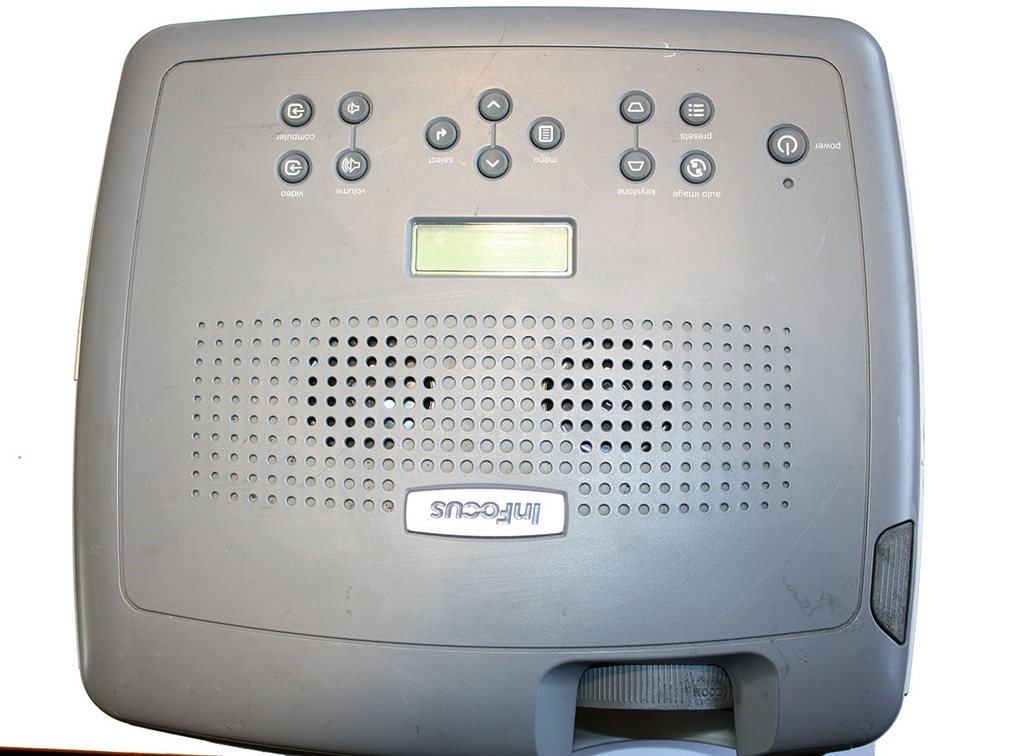 PROJEKTOR MULTIMEDIALNY InFocus LP640