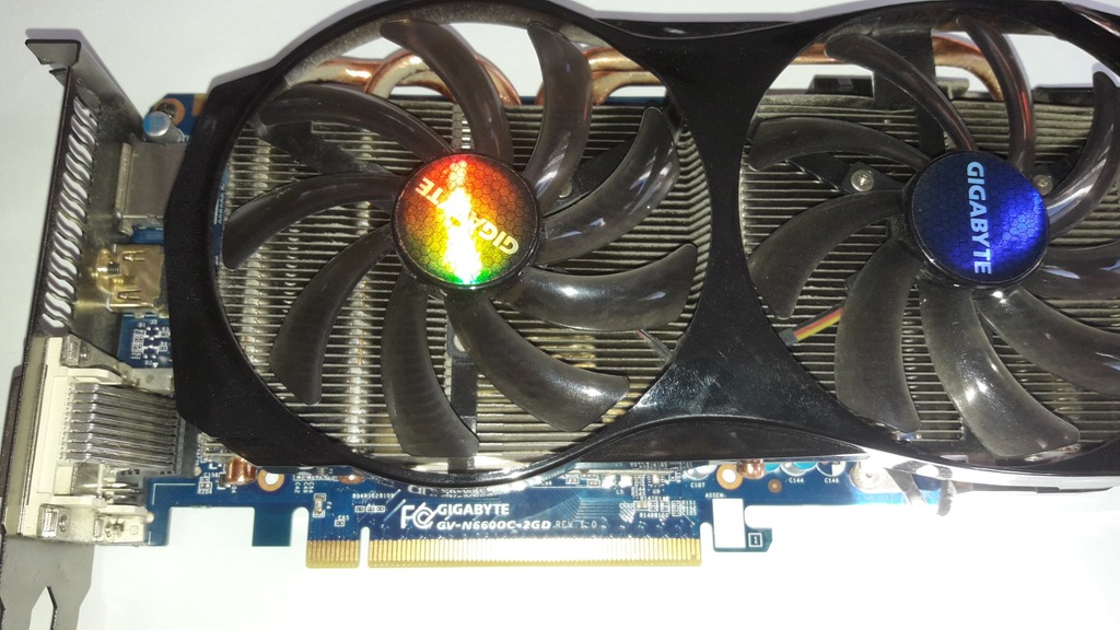 GIGABYTE GTX 660 oc 2GB GV-N660OC-2GD