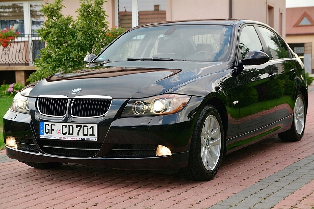 BMW Seria 3 E90 323i 3.0 Benzyna 220KM_NIEMCY_IGŁA