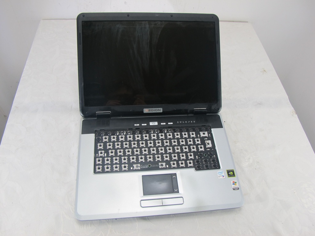 LAPTOP MEDION MD 98000 CD T2300 1,6 GHZ W1558
